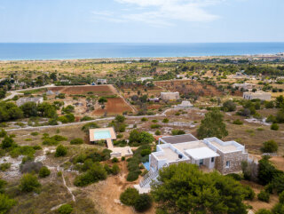 Lussuosa Villa con Piscina fronte mare e panorama incantevole