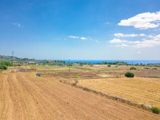 Terreno con progetto per ampia villa con piscina a Santa Maria di Leuca