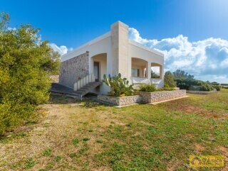 foto immobile Villa vista mare con progetto approvato per Piscina a Torre Mozza  n. 16