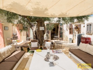 foto immobile Masseria di Charme con Piscina e 10.000 m2 di Giardino n. 20