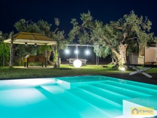 foto immobile Masseria di Charme con Piscina e 10.000 m2 di Giardino n. 44