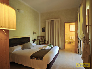 foto immobile Masseria di Charme con Piscina e 10.000 m2 di Giardino n. 34