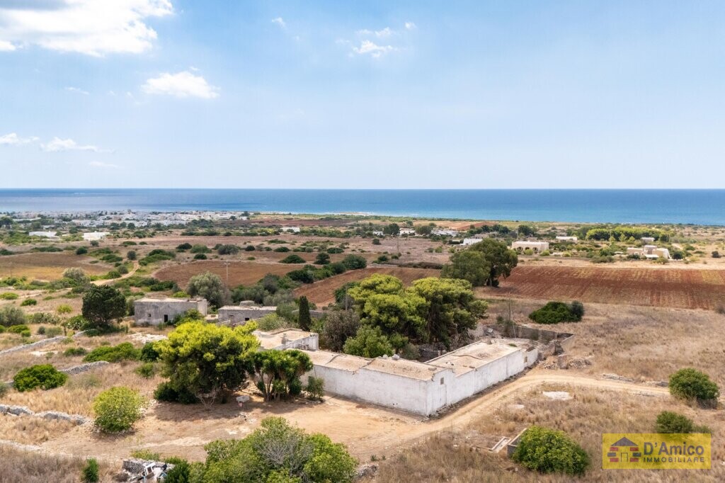 foto immobile Masseria del 1800 vista mare, a Pescoluse n. 9