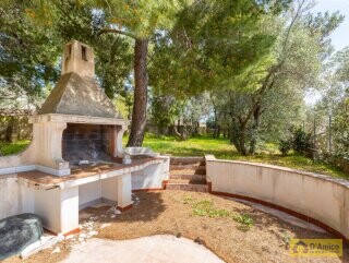 foto immobile Villa Vista Mare da Completare, con Giardino, a 400 metri dalla Spiaggia n. 30