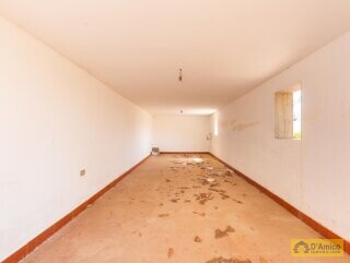 foto immobile Villa Vista Mare da Completare, con Giardino, a 400 metri dalla Spiaggia n. 24