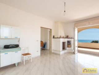 foto immobile Villa Vista Mare da Completare, con Giardino, a 400 metri dalla Spiaggia n. 41