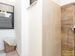 foto immobile Appartamento Indipendente a Piano Terra, Fronte Spiaggia n. 24