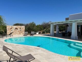 foto immobile Tipica Villa Salentina con Piscina Vista Mare a Santa Maria di Leuca n. 5