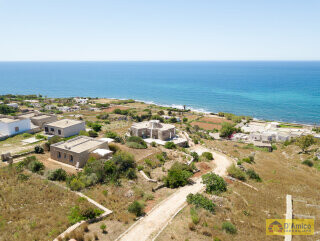foto immobile Villa in tipica pietra salentina con jacuzzi vista mare a Torre Vado n. 30