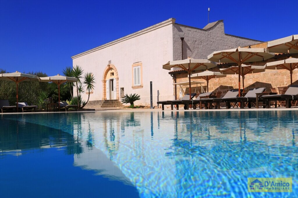 foto immobile Antica Masseria del 1629 con Piscina, Lodge, Scuderie e Frantoio Ipogeo n. 9