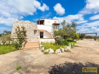 foto immobile Villa vista mare, con Pajara, a Pescoluse n. 2