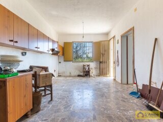 foto immobile Villa vista mare, da ristrutturare, a Pescoluse con possibile Piscina n. 27