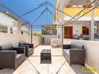 foto immobile Appartamento indipendente a 50mt dal mare di Torre Vado n. 2