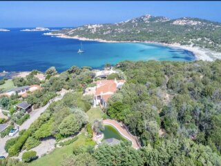 Affascinante Villa di Lusso, con piscina, in Costa Smeralda