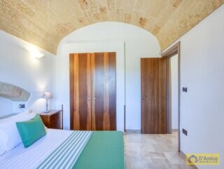 foto immobile Villa Mediterranea, con piscina e vista mare nel Salento n. 16