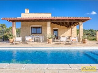 foto immobile Villa Mediterranea, con piscina e vista mare nel Salento n. 2