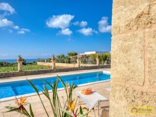 foto immobile Villa Mediterranea, con piscina e vista mare nel Salento n. 25
