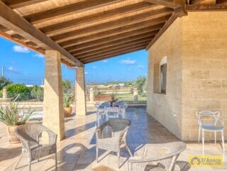 foto immobile Villa Mediterranea, con piscina e vista mare nel Salento n. 26