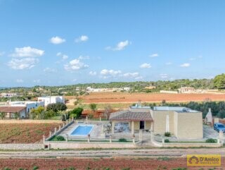 foto immobile Villa Mediterranea, con piscina e vista mare nel Salento n. 31