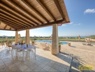 foto immobile Villa Mediterranea, con piscina e vista mare nel Salento n. 6