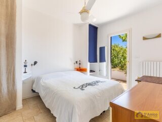 foto immobile Villa Panoramica, con pajara e vista mare, a Pescoluse n. 17