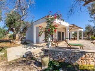 foto immobile Villa Panoramica, con pajara e vista mare, a Pescoluse n. 3