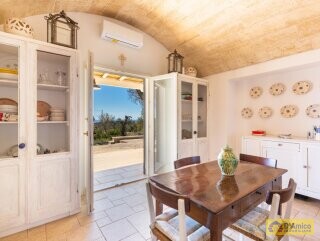 foto immobile Villa Panoramica, con pajara e vista mare, a Pescoluse n. 10