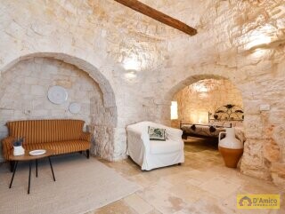 foto immobile Borgo di Trulli Autentico, con piscina, ad Ostuni n. 8