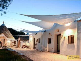 foto immobile Borgo di Trulli Autentico, con piscina, ad Ostuni n. 33