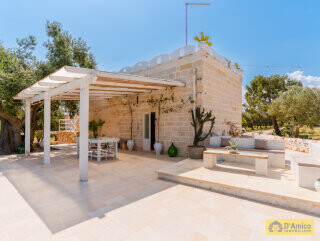 foto immobile Antico Casale con Vista mare a Carovigno n. 12