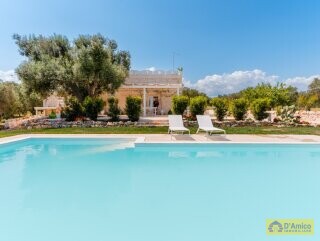 foto immobile Antico Casale con Vista mare a Carovigno n. 2