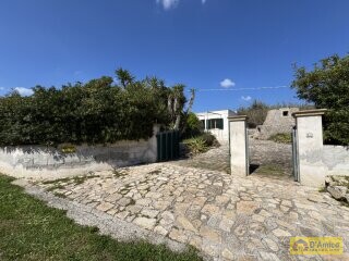 foto immobile Villa fronte mare a Torre Vado, con Pajara e possibilità di Piscina n. 2