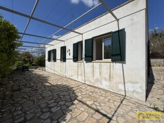 foto immobile Villa fronte mare a Torre Vado, con Pajara e possibilità di Piscina n. 24