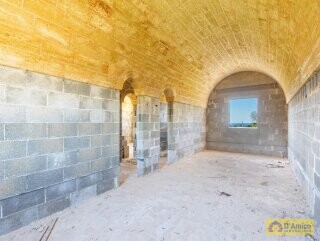 foto immobile Caratteristica villa a rustico con piscina, vista mare,  in vendita a Torre Vado n. 15