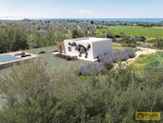 foto immobile Caratteristica villa a rustico con piscina, vista mare,  in vendita a Torre Vado n. 30