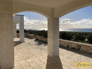 foto immobile Villa con Vista mare mozzafiato sulle spiagge di Pescoluse, nel Salento n. 21