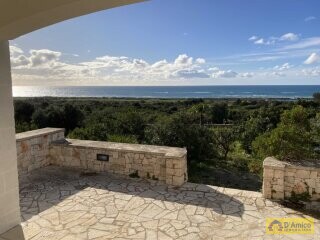 foto immobile Villa con Vista mare mozzafiato sulle spiagge di Pescoluse, nel Salento n. 26