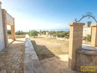foto immobile Villa con Vista mare mozzafiato sulle spiagge di Pescoluse, nel Salento n. 31