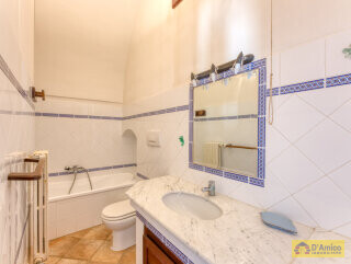 foto immobile Raffinata Villa Vista Mare con Dependance e Giardino Mediterraneo n. 30