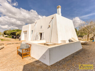 foto immobile Raffinata Villa Vista Mare con Dependance e Giardino Mediterraneo n. 33