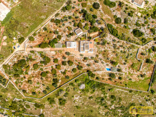 foto immobile Raffinata Villa Vista Mare con Dependance e Giardino Mediterraneo n. 45