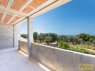 foto immobile Villa su due livelli, vista mare, a Torre Pali, Pescoluse n. 6