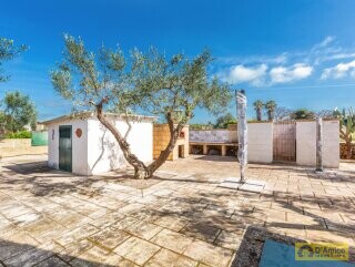 foto immobile Raffinata Villa a 250 metri dal mare, nei pressi di Gallipoli, in Salento n. 29