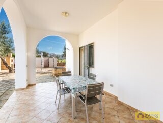 foto immobile Raffinata Villa a 250 metri dal mare, nei pressi di Gallipoli, in Salento n. 6