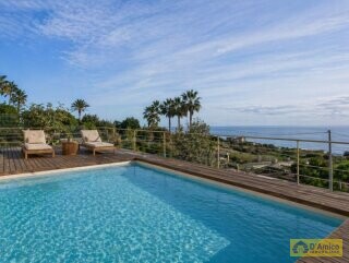 foto immobile Splendida Villa Vista Mare, con Piscina e volte tipiche, a Torre Vado n. 7