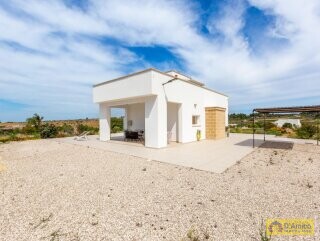 foto immobile Esclusiva Villa Vista Mare, con terrazza panoramica, a Pescoluse n. 22