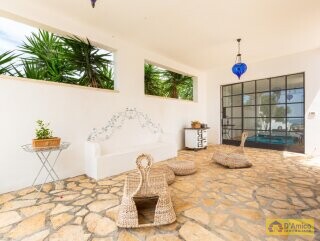 foto immobile Elegante Villa Indipendente Vista Mare, con dependance, a Torre Pali n. 15
