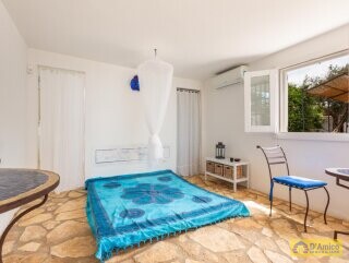 foto immobile Elegante Villa Indipendente Vista Mare, con dependance, a Torre Pali n. 16