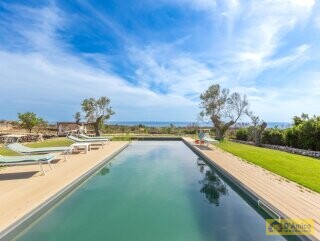 foto immobile Splendida Villa con incantevole Vista Mare e Piscina, a Santa Maria di Leuca n. 4