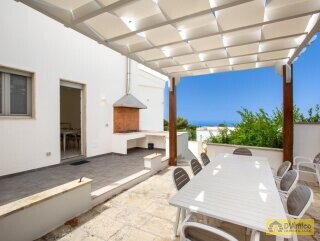 foto immobile Villa di Lusso con Piscina e Vista Mare a Santa Maria Di Leuca n. 8